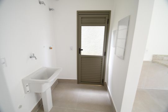 Área de Serviço de casa de condomínio à venda com 3 quartos, 155m² em Loteamento Santa Ana do Atibaia -- Sousas, Campinas