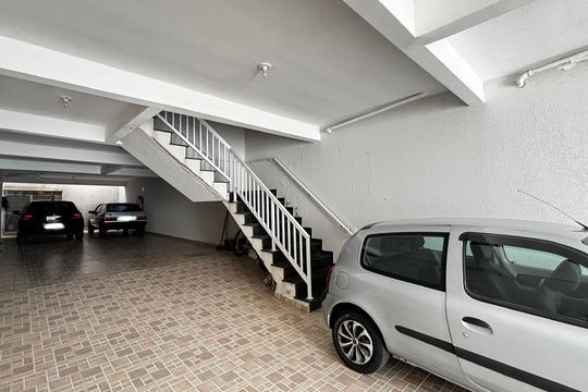 Garagem de apartamento à venda com 2 quartos, 90m² em Jardim Ana Maria, Santo André