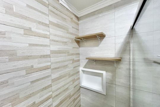 Banheiro de apartamento à venda com 2 quartos, 43m² em Vila Maria Luisa, São Paulo