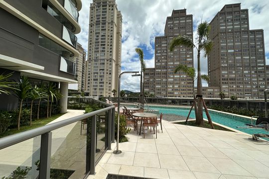 Área comum - Piscina de apartamento à venda com 3 quartos, 185m² em Alphaville Conde Ii, Barueri