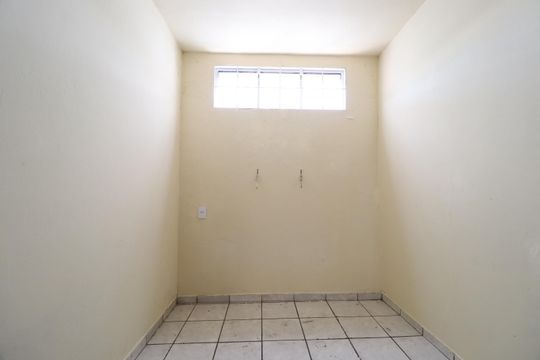 Cozinha de casa para alugar com 4 quartos, 140m² em Marta Helena, Uberlândia