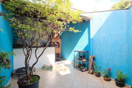 Quintal de casa à venda com 3 quartos, 206m² em Vila Granada, São Paulo