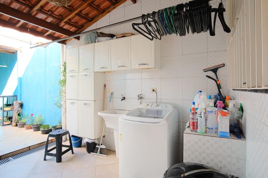 Área de Serviço de casa à venda com 3 quartos, 206m² em Vila Granada, São Paulo