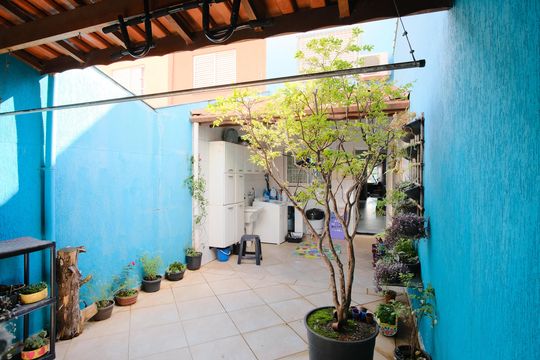 Quintal de casa à venda com 3 quartos, 206m² em Vila Granada, São Paulo