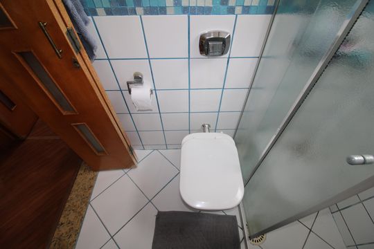 Banheiro de apartamento à venda com 2 quartos, 53m² em Tucuruvi, São Paulo