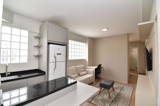 Kitnet/Studio para alugar com 1 quarto, 34m² em Centro, Curitiba