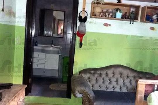 Casa à venda com 3 quartos, 200m² em Quitaúna, Osasco
