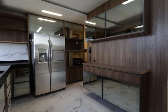 Cozinha de apartamento à venda com 3 quartos, 340m² em Parque do Morumbi, São Paulo