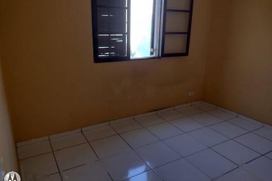 Casa à venda com 1 quarto, 230m² em Bussocaba, Osasco