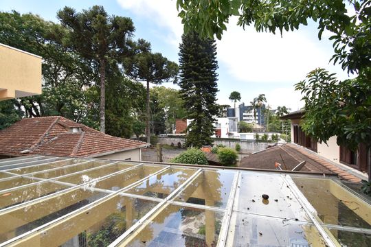 Vista do Quarto 1 de apartamento para alugar com 2 quartos, 60m² em Alto da Glória, Curitiba