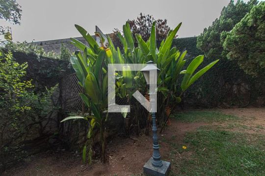 Casa para alugar com 6 quartos, 1100m² em Jardim America, Sorocaba