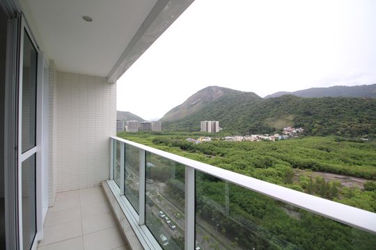 Varanda de apartamento para alugar com 2 quartos, 79m² em Barra Olímpica, Rio de Janeiro