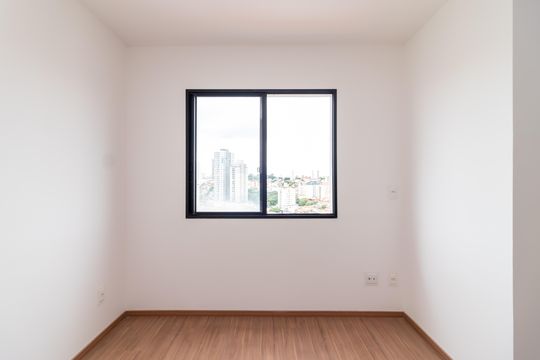 Quarto de apartamento à venda com 1 quarto, 30m² em Parada Inglesa, São Paulo