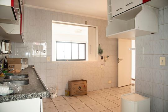 Cozinha de apartamento à venda com 3 quartos, 127m² em Vila Clementino, São Paulo
