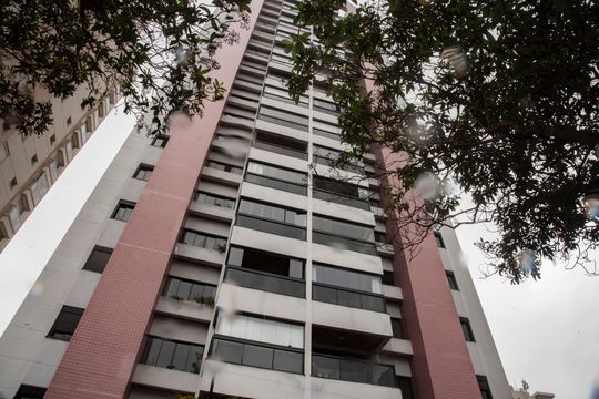 Fachada de apartamento à venda com 3 quartos, 127m² em Vila Clementino, São Paulo