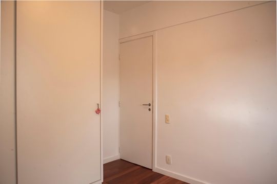 Quarto de apartamento à venda com 3 quartos, 127m² em Vila Clementino, São Paulo