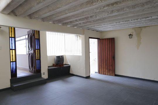 Casa à venda com 3 quartos, 175m² em Jardim Tupã, São Paulo