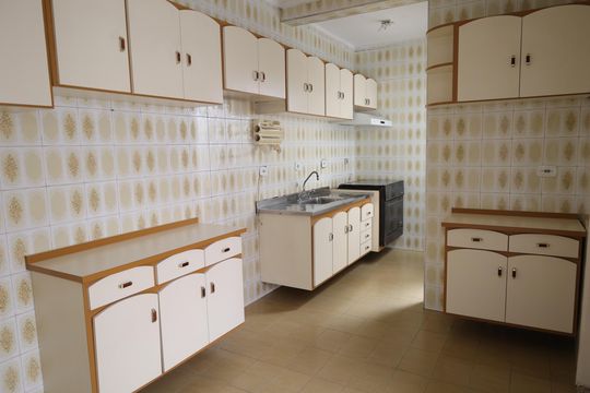Casa à venda com 3 quartos, 175m² em Jardim Tupã, São Paulo