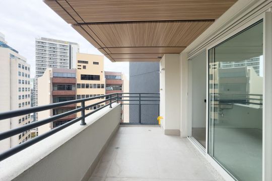 Varanda de apartamento para alugar com 1 quarto, 45m² em Pinheiros, São Paulo