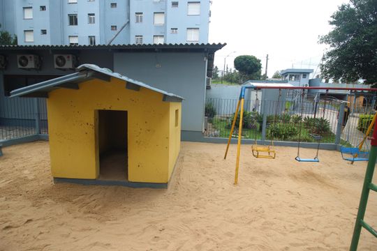 Área comum - Playground de apartamento à venda com 1 quarto, 44m² em Santo Antônio, Porto Alegre