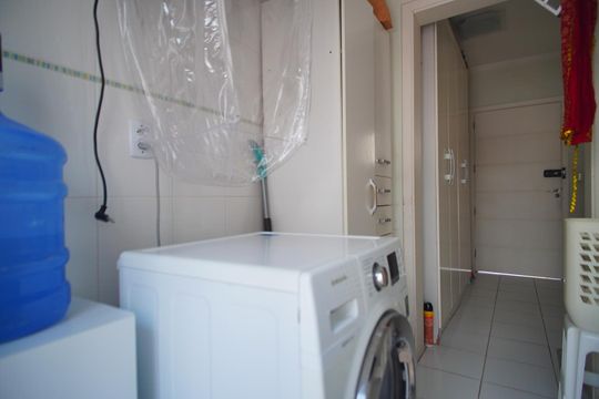Área de Serviço de casa de condomínio à venda com 3 quartos, 360m² em Sarandi, Porto Alegre