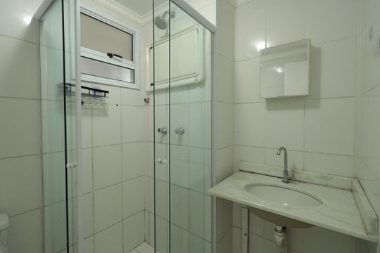 Banheiro Social de apartamento à venda com 3 quartos, 65m² em Vila Moreira, São Paulo