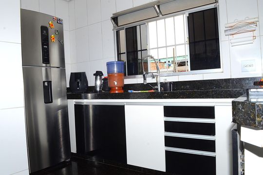 Cozinha de casa à venda com 3 quartos, 360m² em São Gabriel, Belo Horizonte