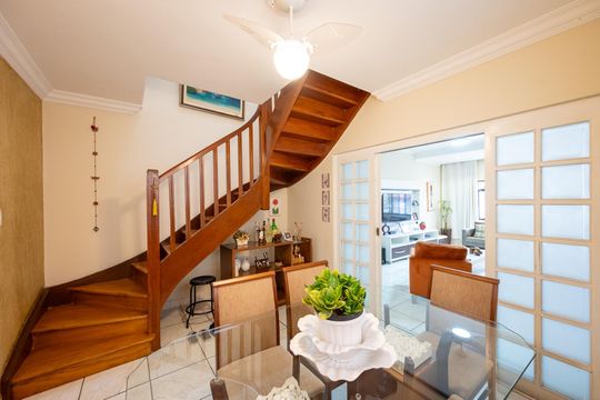Sala de Jantar de casa à venda com 4 quartos, 245m² em Vila Clementino, São Paulo