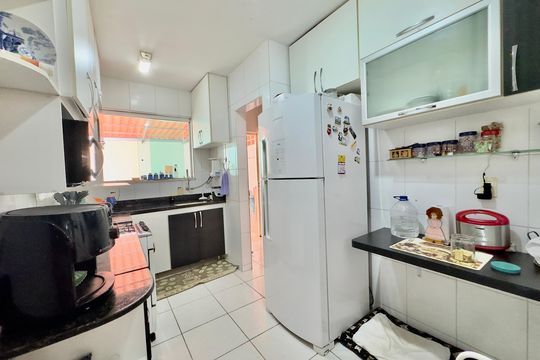 Apartamento à venda com 3 quartos, 214m² em Manacás, Belo Horizonte