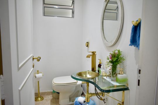 Lavabo de apartamento à venda com 4 quartos, 140m² em Vila Monte Alegre, São Paulo