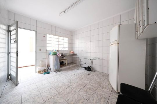 Cozinha de casa à venda com 6 quartos, 250m² em Parque Paineiras, São Paulo