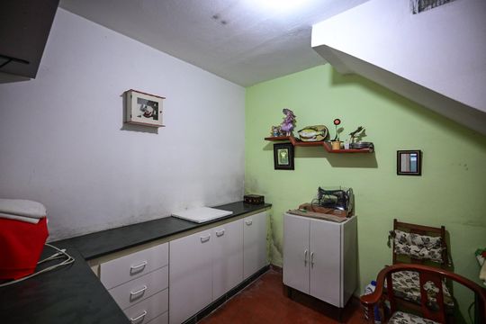 Quarto de Serviço de casa à venda com 2 quartos, 100m² em Chácara Agrindus, Taboão da Serra