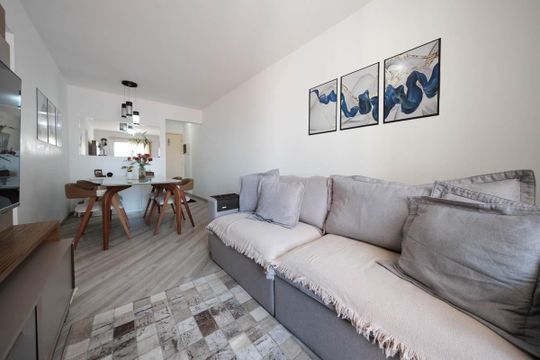 Apartamento à venda com 2 quartos, 55m² em Vila Marieta, São Paulo