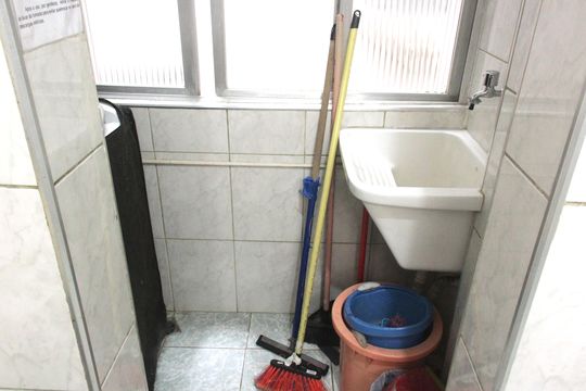 Cozinha e Área de Serviço de apartamento para alugar com 2 quartos, 69m² em Boqueirão, Santos