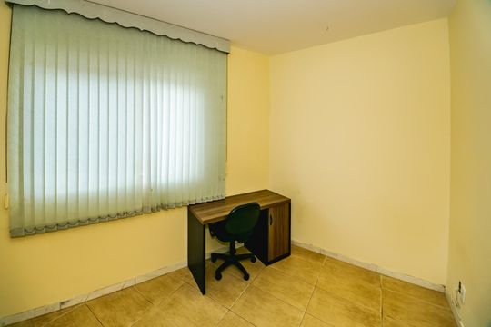 Apartamento à venda com 3 quartos, 106m² em Heliópolis, Belo Horizonte