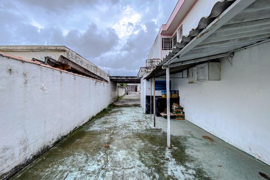 Área externa de casa à venda com 2 quartos, 260m² em Vila Canero, São Paulo