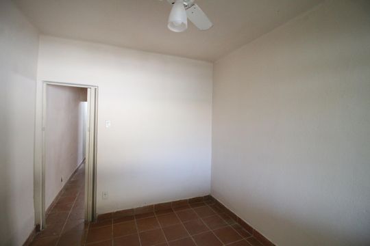 Quarto 1 de casa para alugar com 2 quartos, 872m² em Olinda, Nilópolis