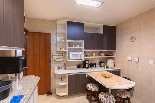 Cozinha de apartamento à venda com 3 quartos, 93m² em Tijuca, Rio de Janeiro