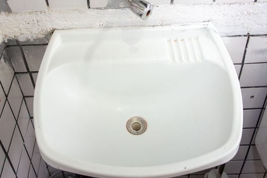 Banheiro Social Casa 2 de casa para alugar com 5 quartos, 250m² em Jardim das Laranjeiras (zona Sul), Diadema