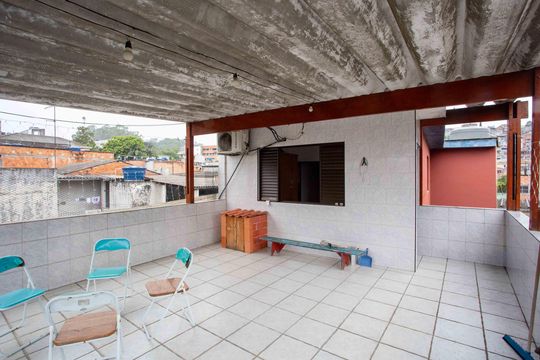 Varanda Casa 1 de casa para alugar com 5 quartos, 250m² em Jardim das Laranjeiras (zona Sul), Diadema