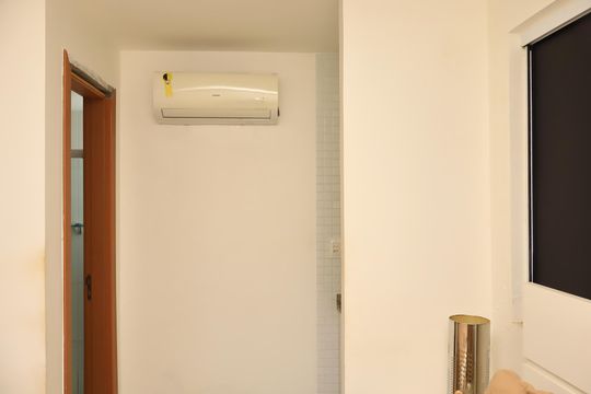 Suíte de apartamento para alugar com 2 quartos, 120m² em Stiep, Salvador