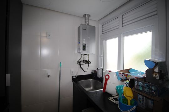 Área de Serviço de apartamento à venda com 3 quartos, 141m² em Vila Ipiranga, Porto Alegre