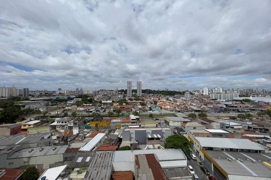 Vista Sacada de apartamento para alugar com 2 quartos, 44m² em Jardim Maringa, São Paulo