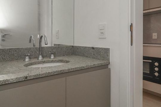 Banheiro de apartamento para alugar com 0 quarto, 26m² em Passo D’areia, Porto Alegre