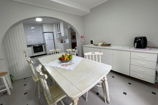 Casa à venda com 3 quartos, 190m² em Vila Maria Luisa, São Paulo