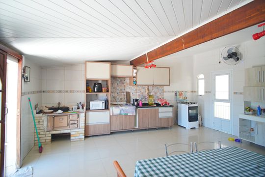 Cozinha de casa à venda com 3 quartos, 94m² em Jardim Sabará, Porto Alegre
