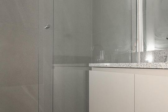 Banheiro de apartamento para alugar com 0 quarto, 25m² em Passo D’areia, Porto Alegre