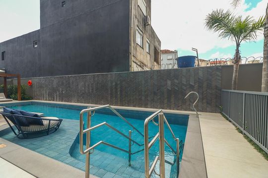 Área comum - Piscina de apartamento para alugar com 0 quarto, 26m² em Passo D’areia, Porto Alegre