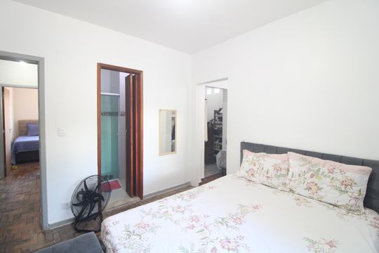 Suíte 2 de casa à venda com 3 quartos, 165m² em Jardim das Flores, São Paulo