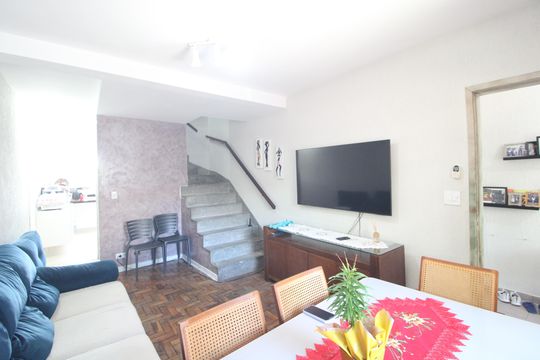 Sala de casa à venda com 3 quartos, 165m² em Jardim das Flores, São Paulo